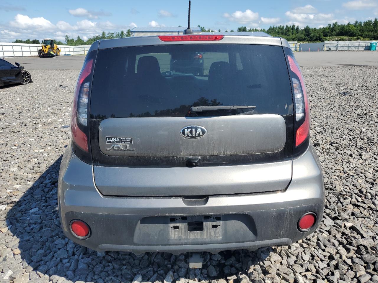 KNDJN2A27H7470482 2017 Kia Soul