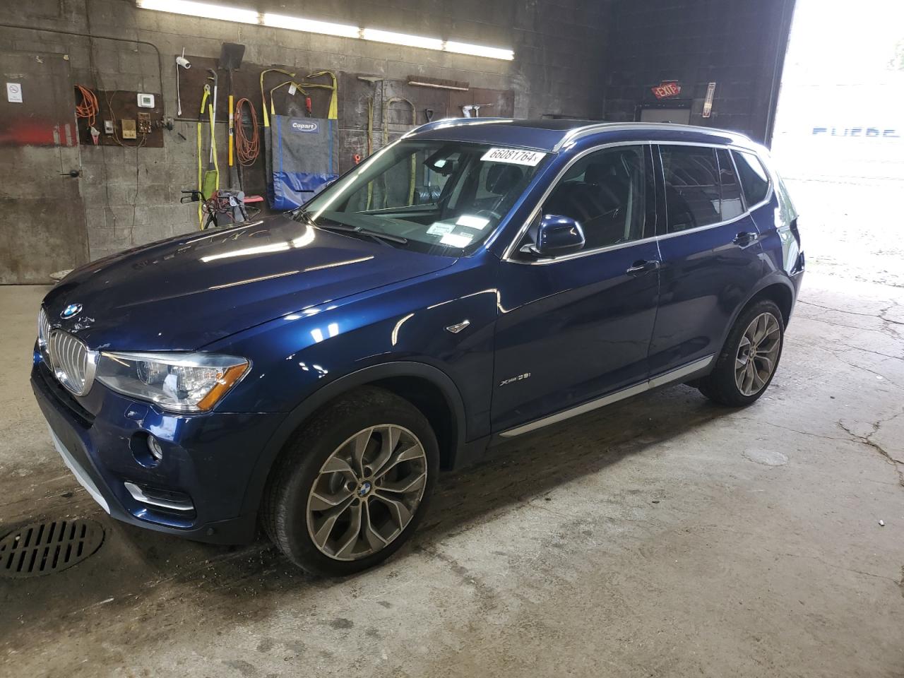 VIN 5UXWX7C53H0U42867 2017 BMW X3 no.1