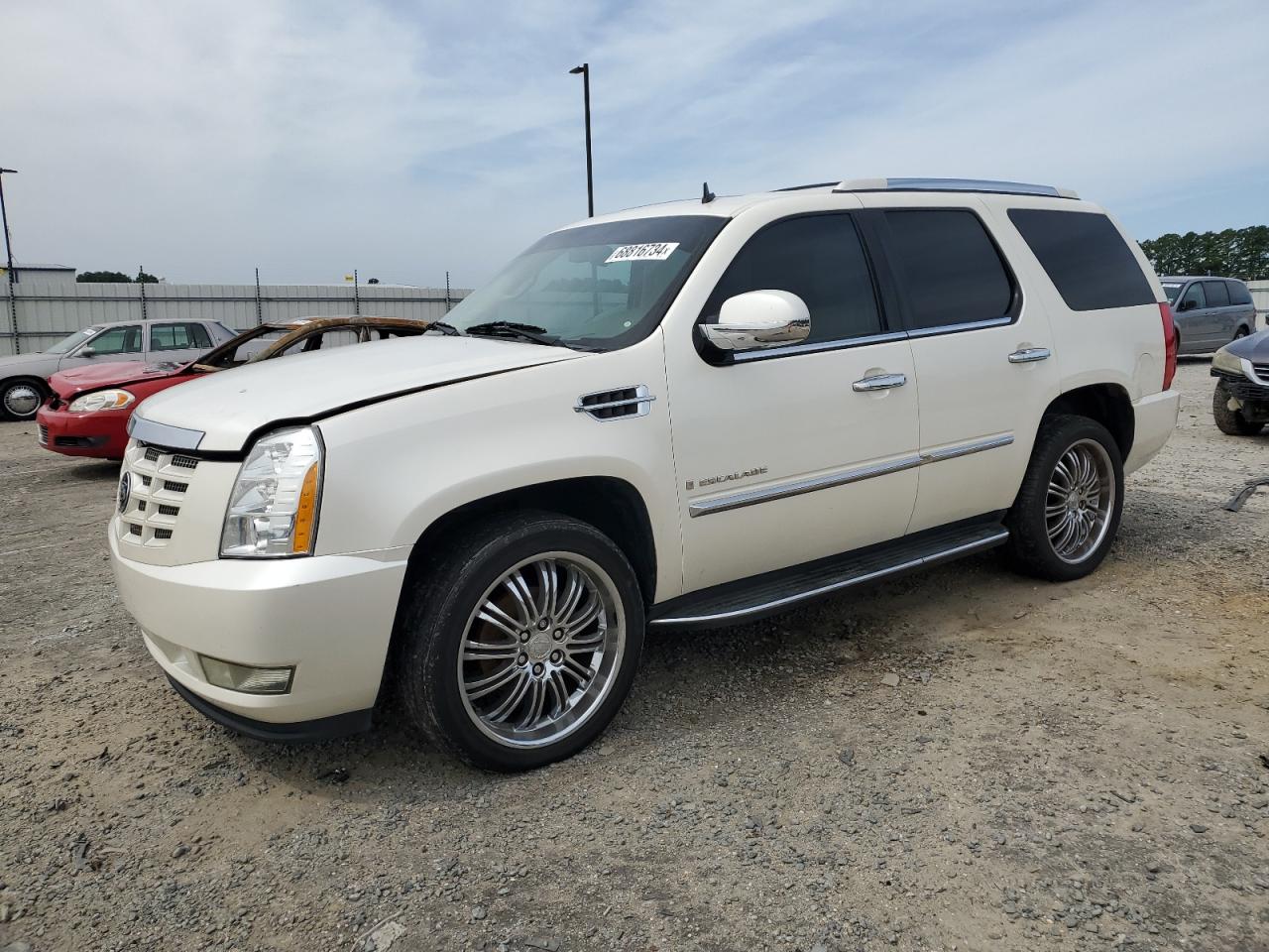 2008 Cadillac Escalade Luxury VIN: 1GYFK63878R193113 Lot: 68816734