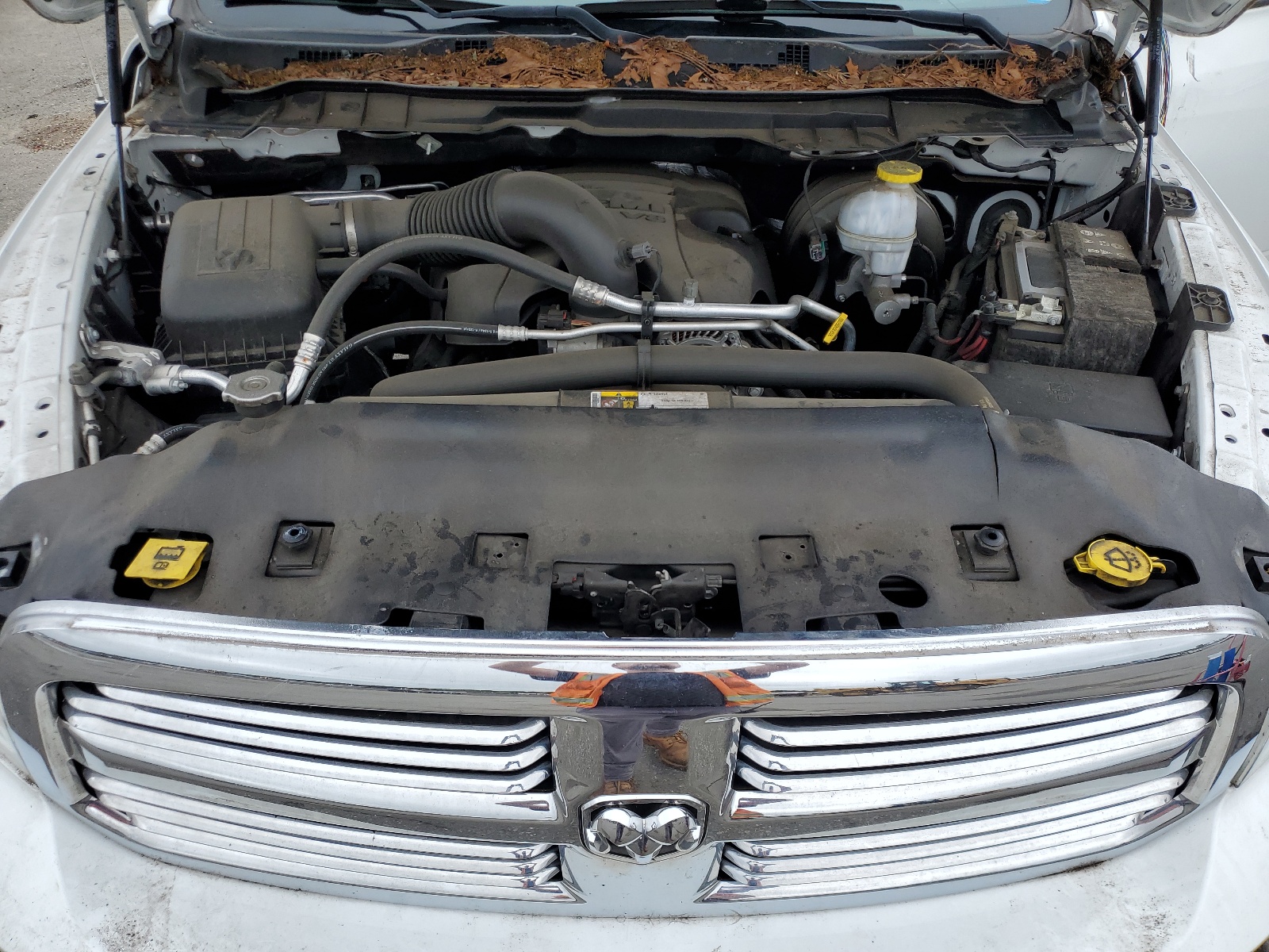 1C6RR6TT1KS649410 2019 Ram 1500 Classic Slt