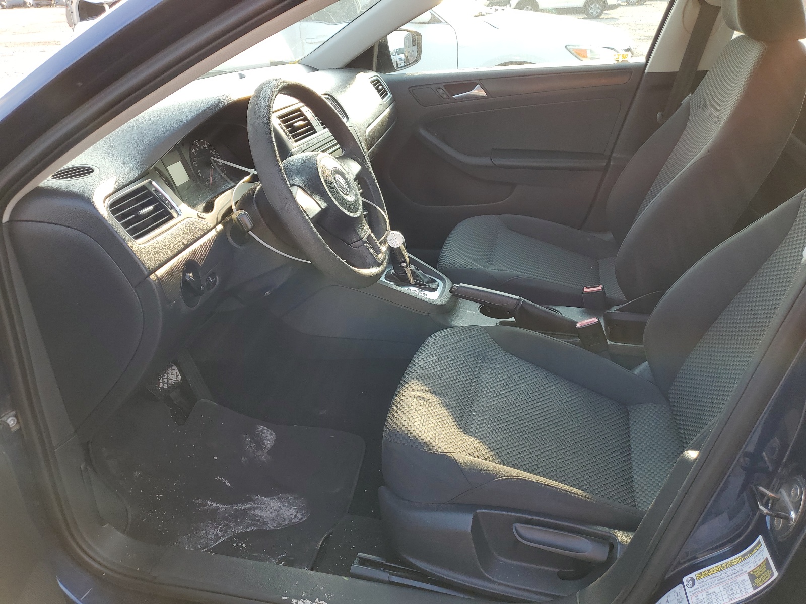 2013 Volkswagen Jetta Base vin: 3VW2K7AJ8DM369644