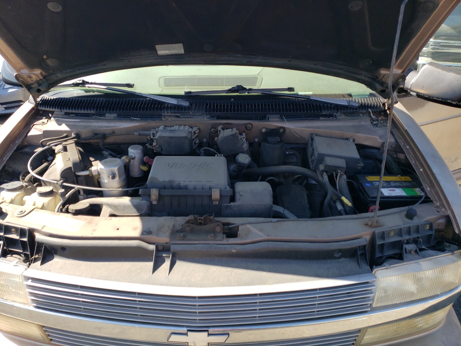 1GNDM19W7XB161549 1999 Chevrolet Astro