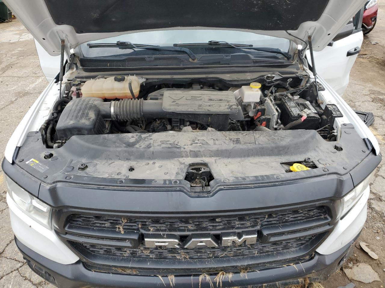 2020 RAM 1500 - Image 12