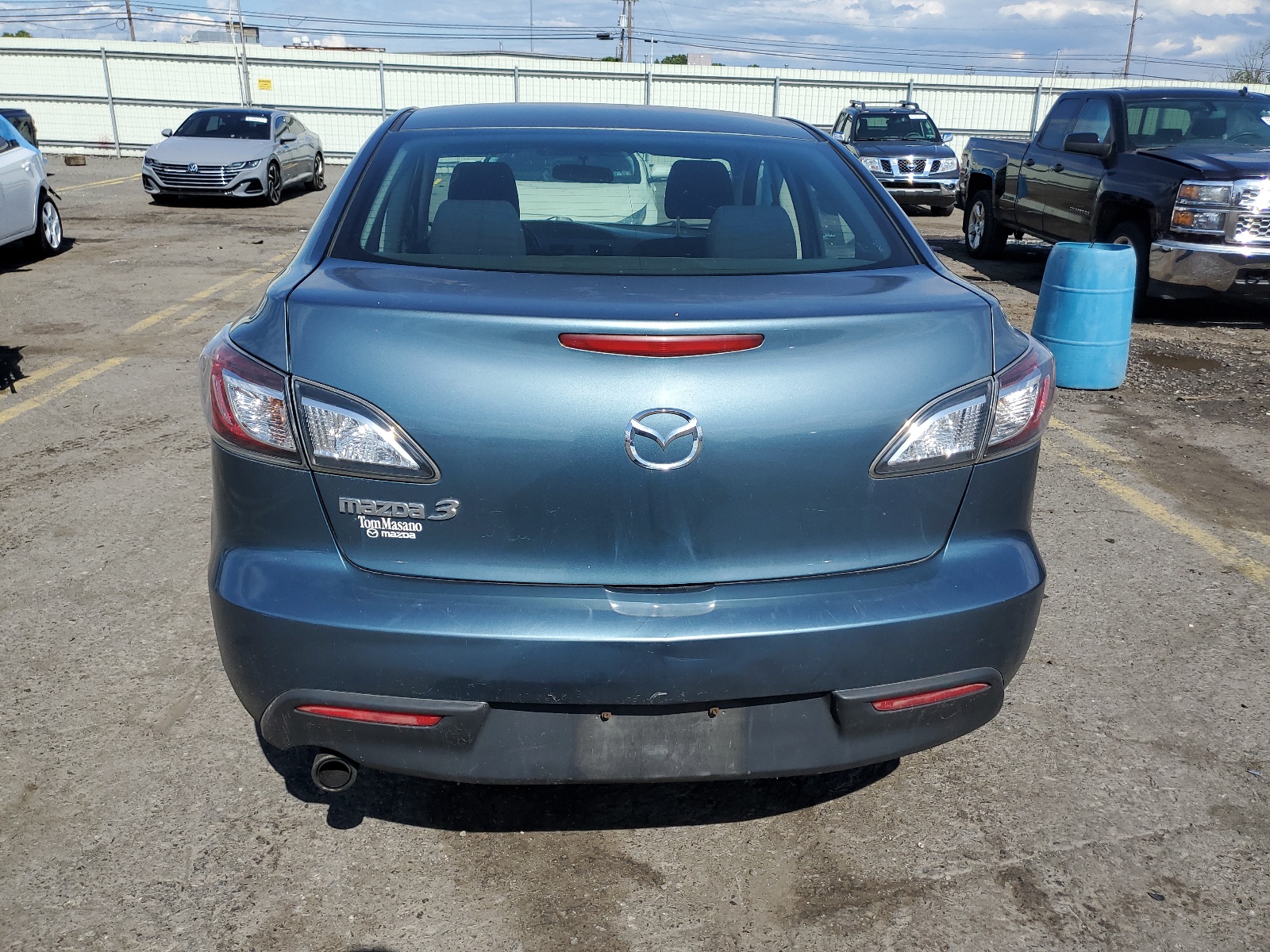 JM1BL1SG2A1147674 2010 Mazda 3 I