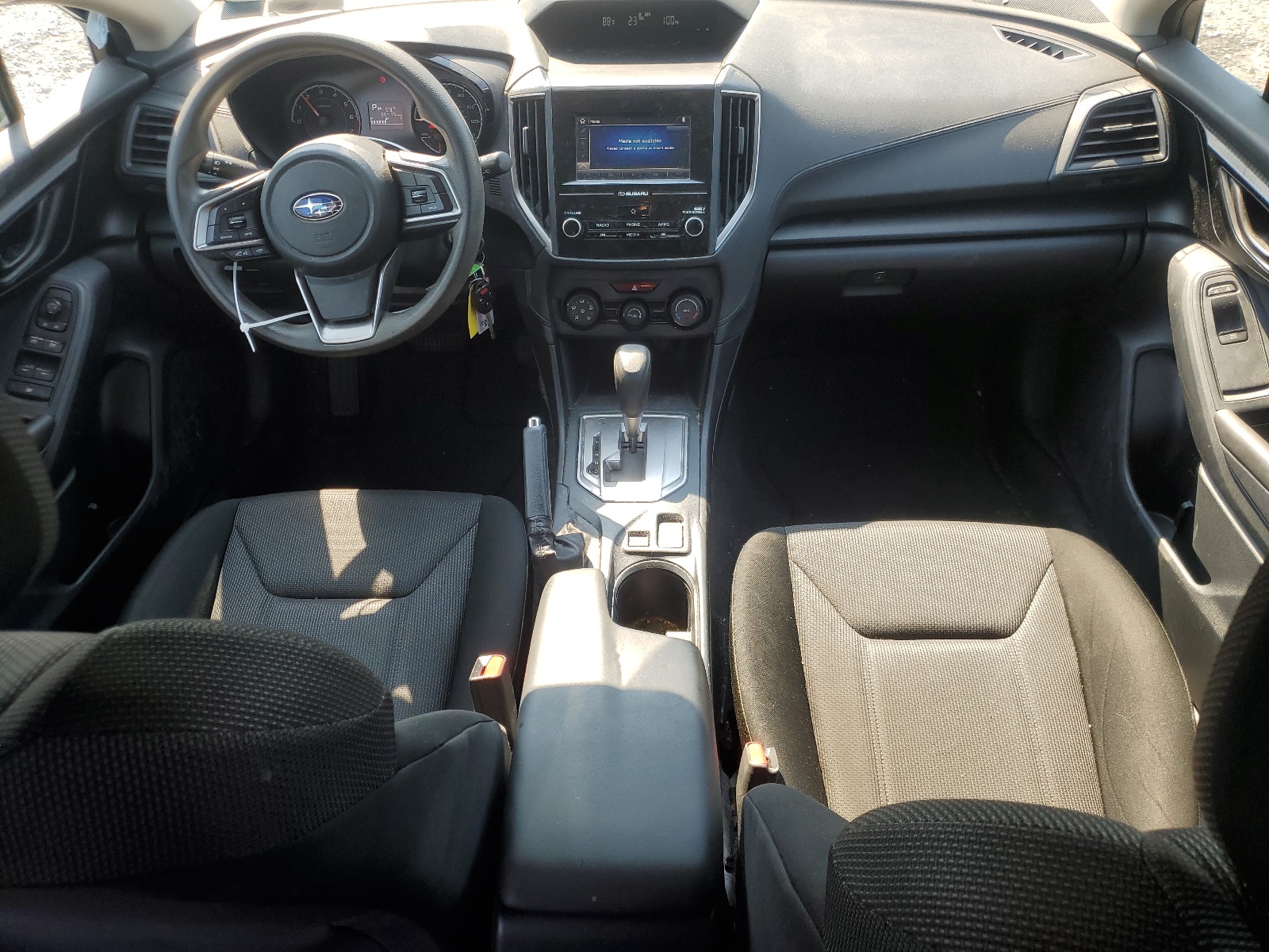 4S3GTAA62J3735013 2018 Subaru Impreza