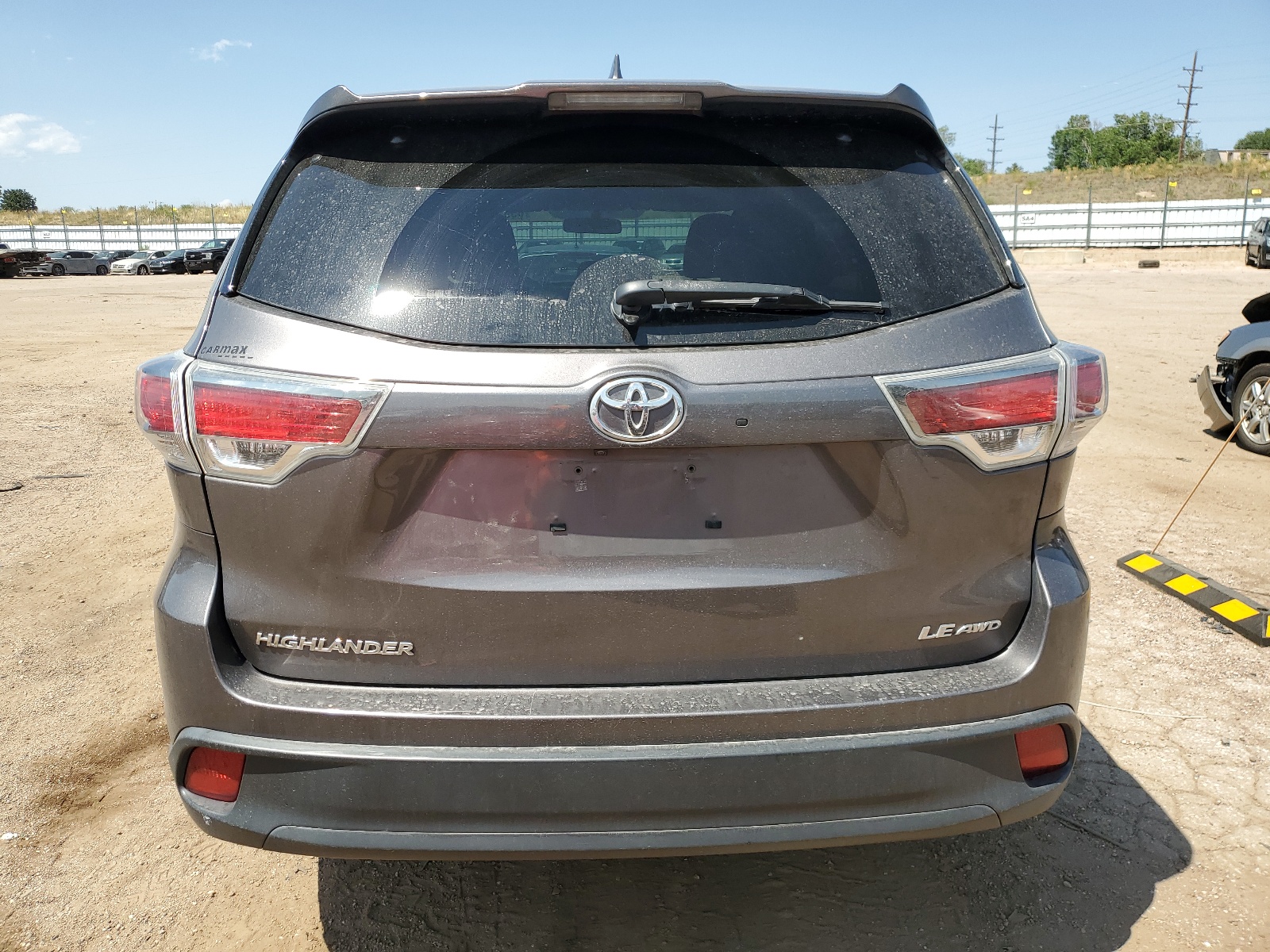 2015 Toyota Highlander Le vin: 5TDBKRFH3FS206133