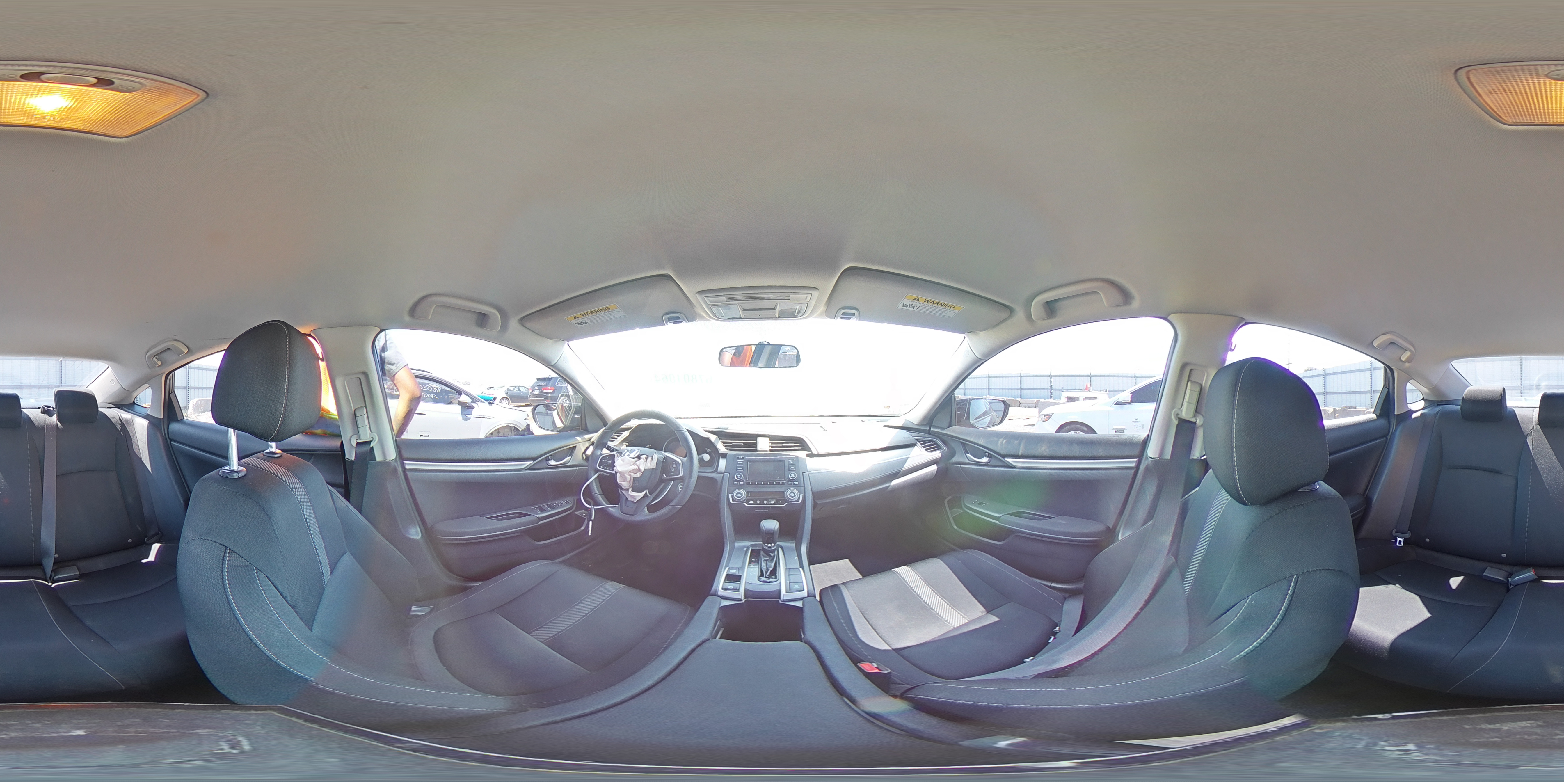 19XFC2F5XHE041822 2017 Honda Civic Lx