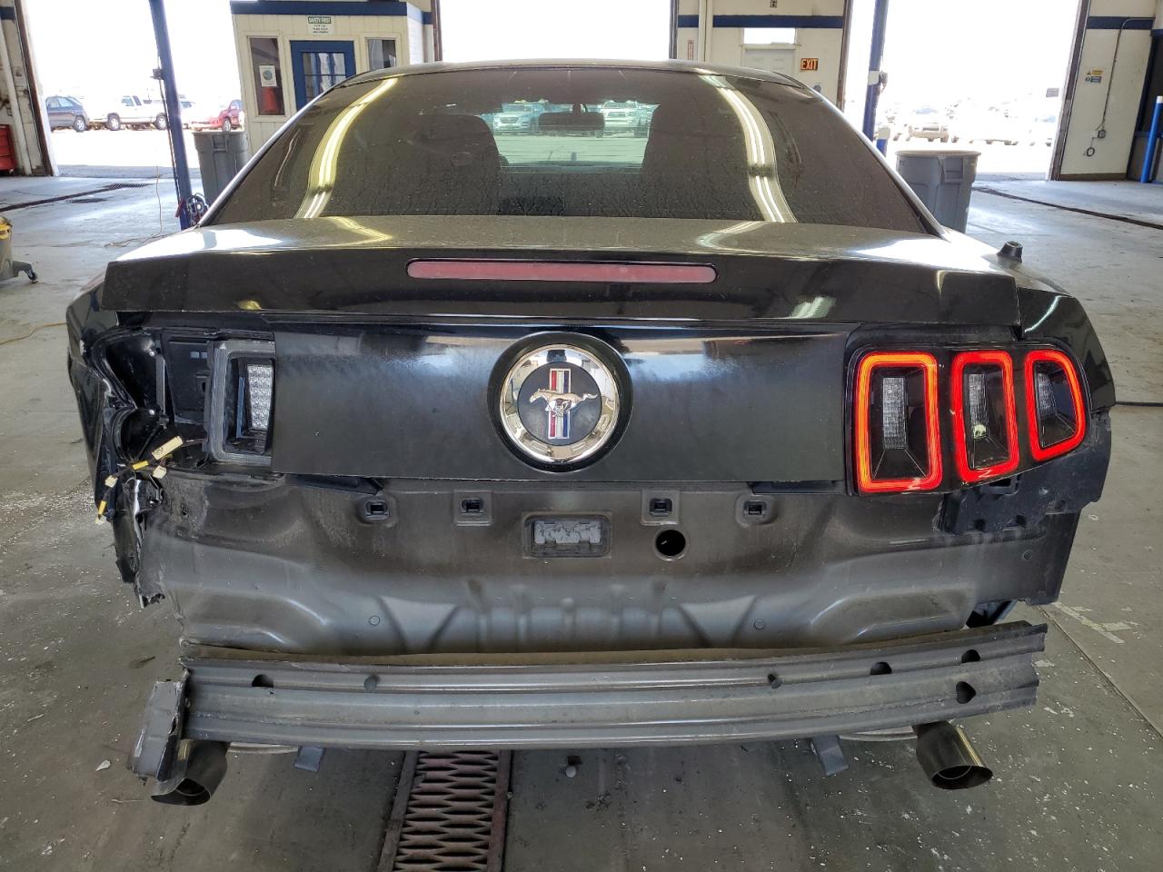 1ZVBP8AM2E5252425 2014 Ford Mustang