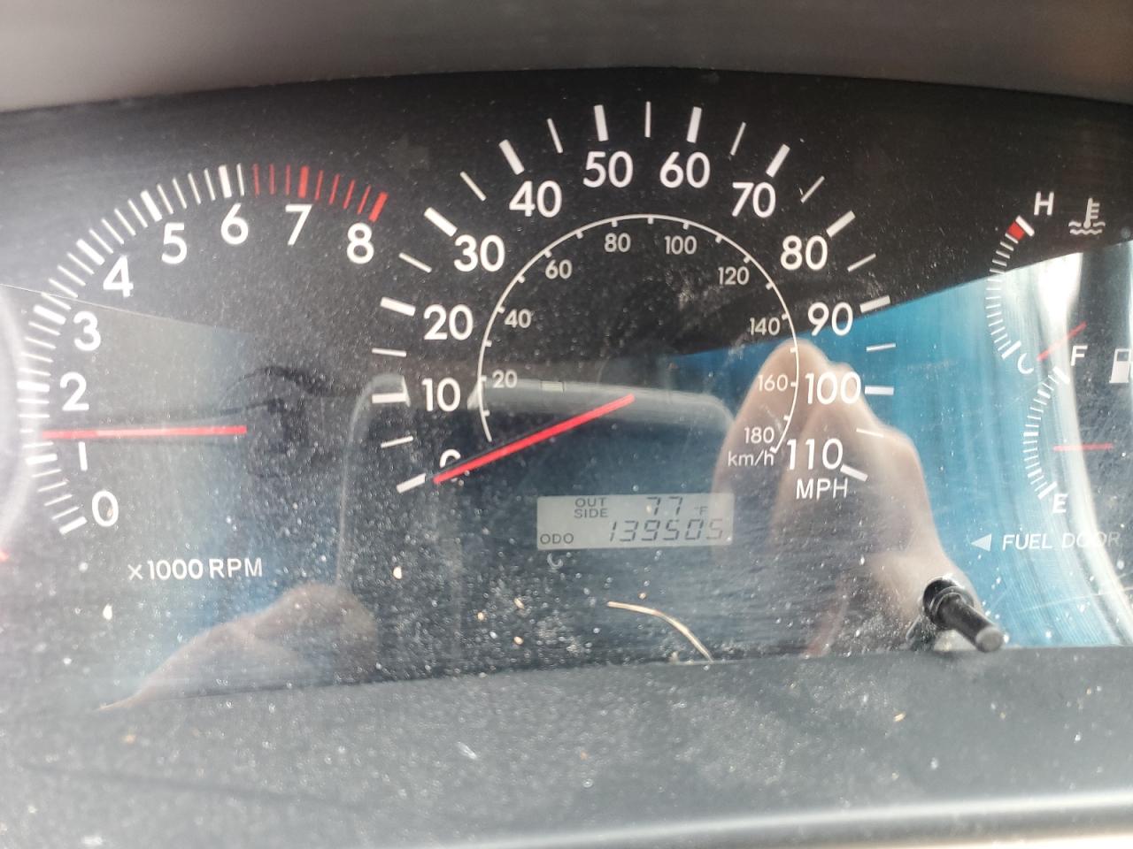 2005 Toyota Corolla Ce VIN: 2T1BR30E15C412890 Lot: 68002664