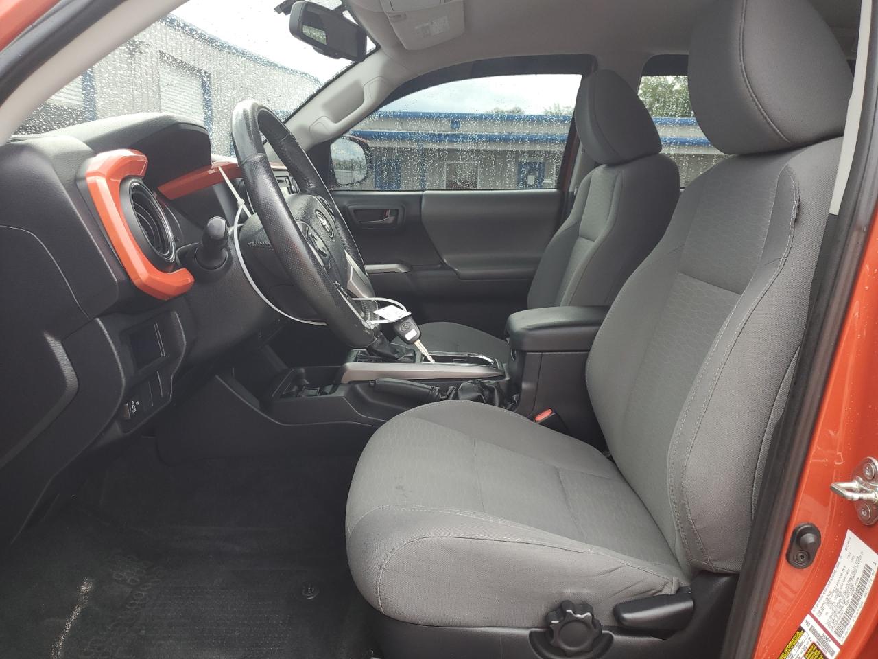 2017 Toyota Tacoma Double Cab VIN: 5TFAZ5CN1HX024471 Lot: 68052544