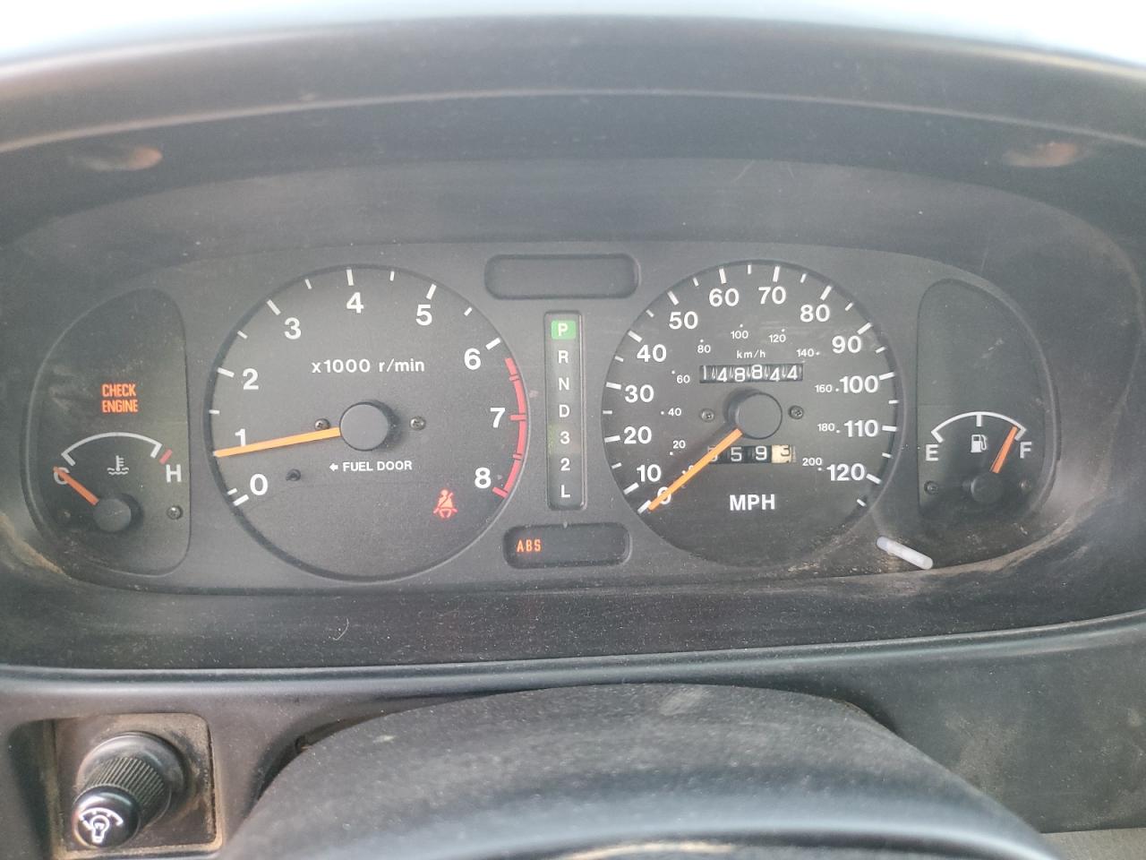 1999 Honda Passport Ex VIN: 4S6CM58W0X4402808 Lot: 65956424