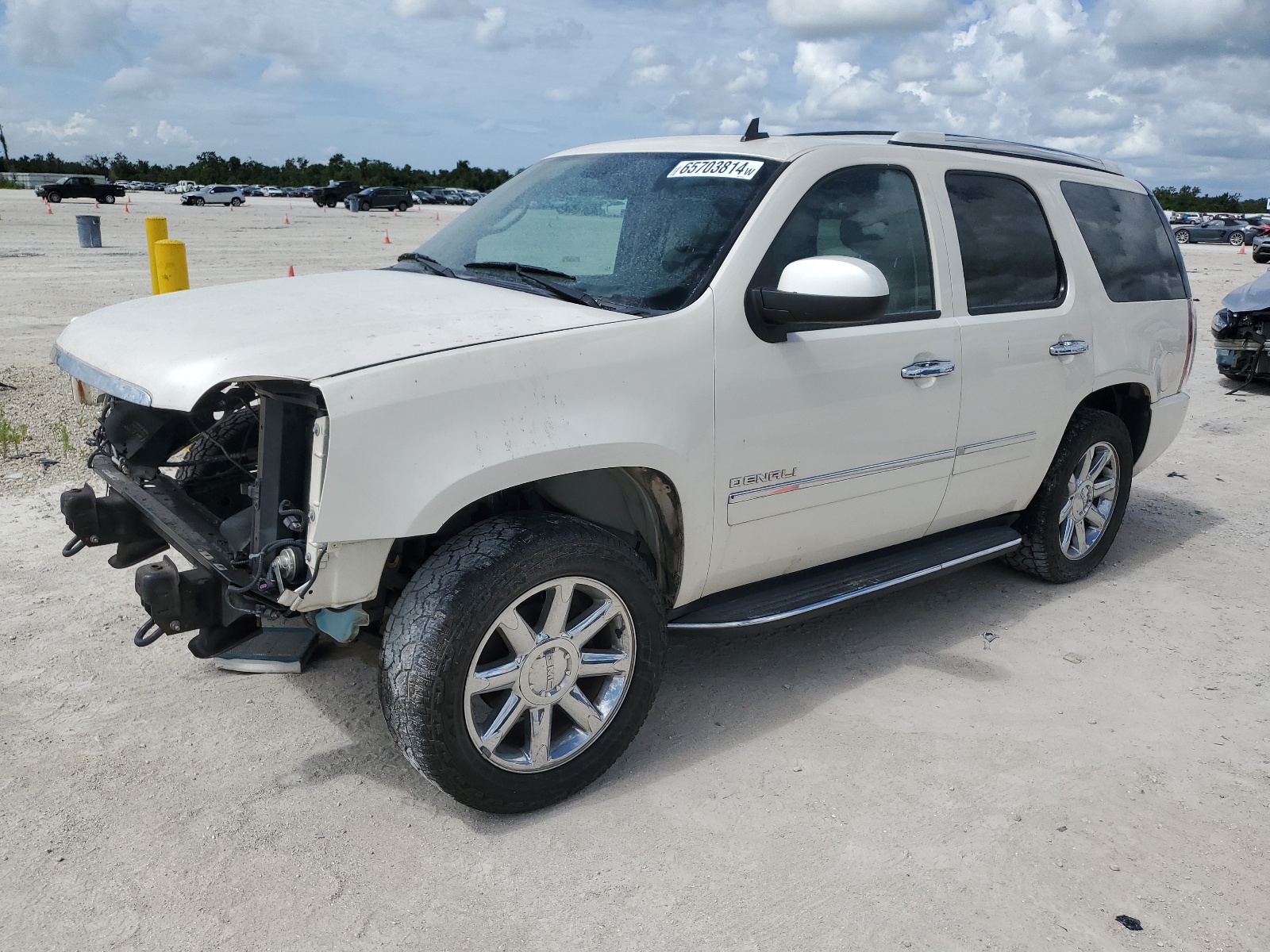 2013 GMC Yukon Denali vin: 1GKS1EEF2DR261278