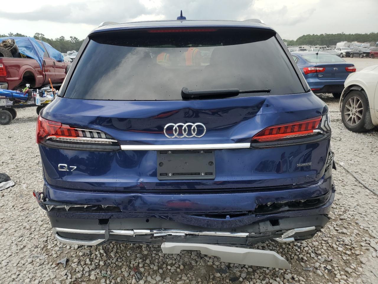 WA1LXAF78MD016748 2021 Audi Q7 Premium Plus