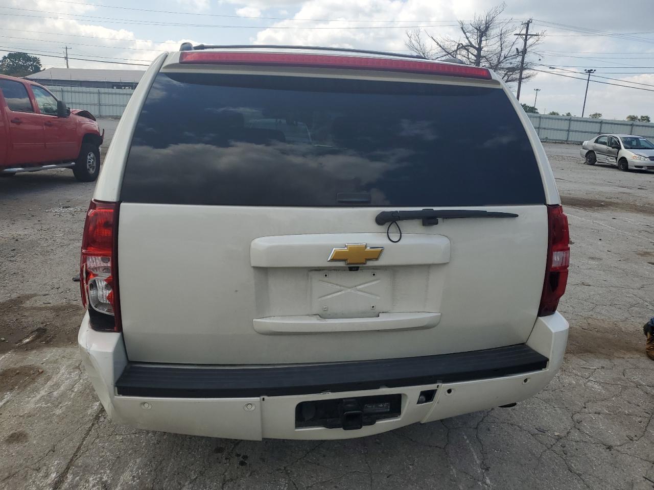 2014 Chevrolet Tahoe - Image 6