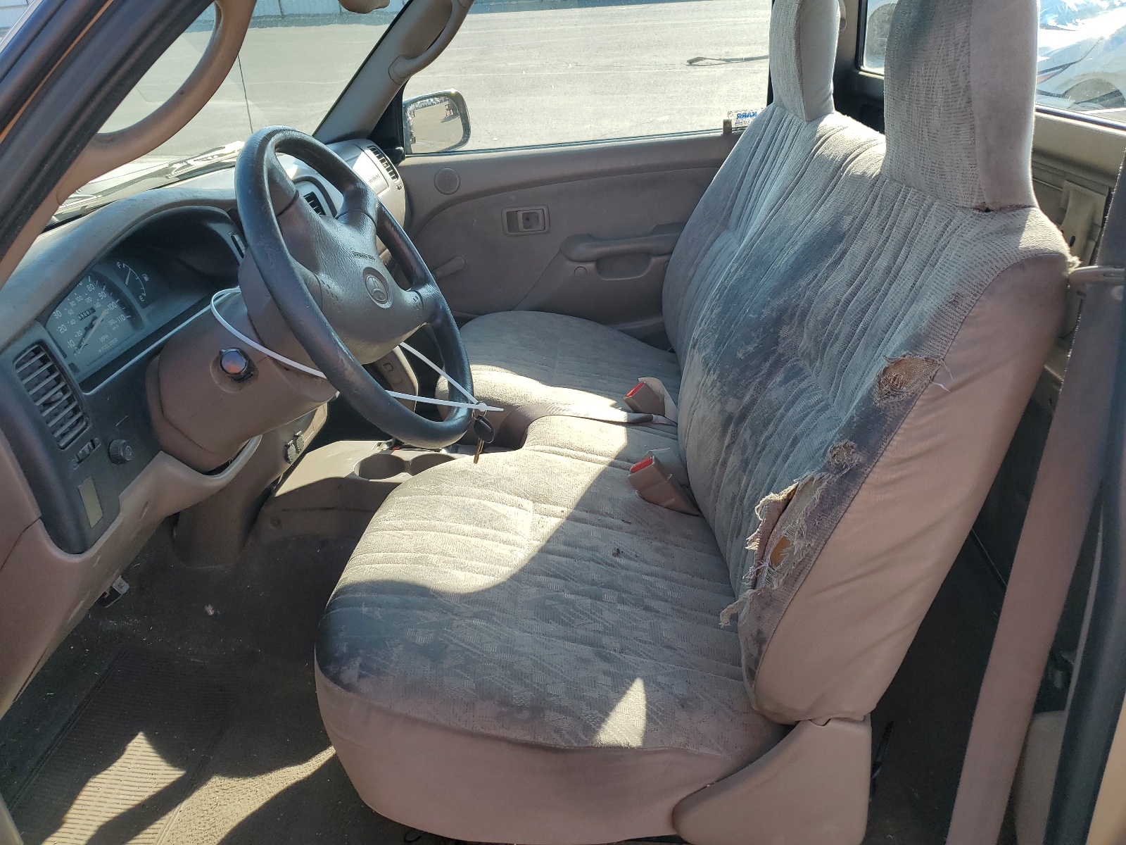 5TENL42N42Z059732 2002 Toyota Tacoma