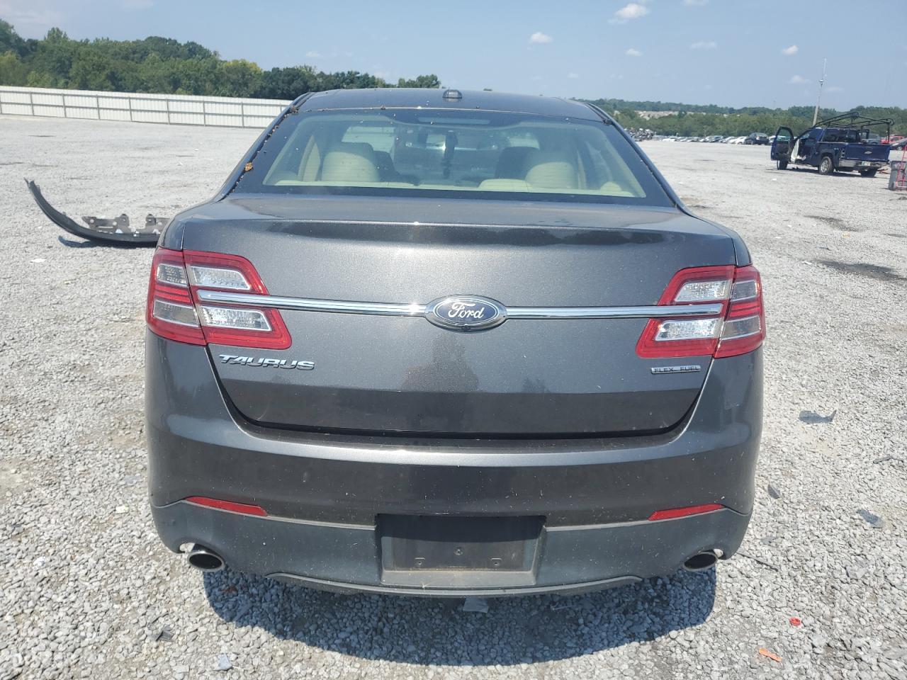 1FAHP2D87HG110904 2017 Ford Taurus Se