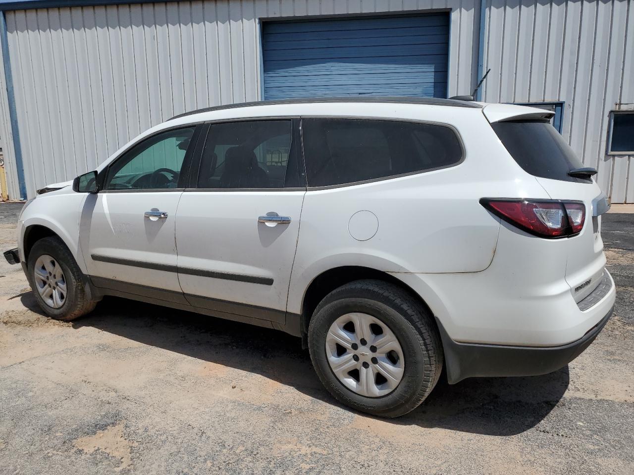 1GNKRFED5HJ347382 2017 CHEVROLET TRAVERSE - Image 2