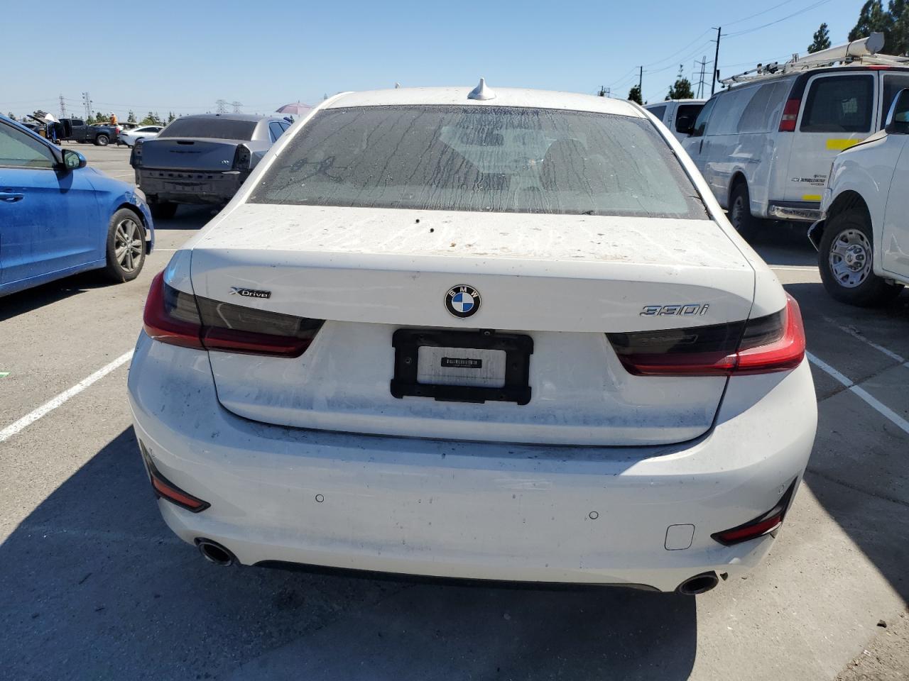 3MW5R7J02L8B23325 2020 BMW 330Xi