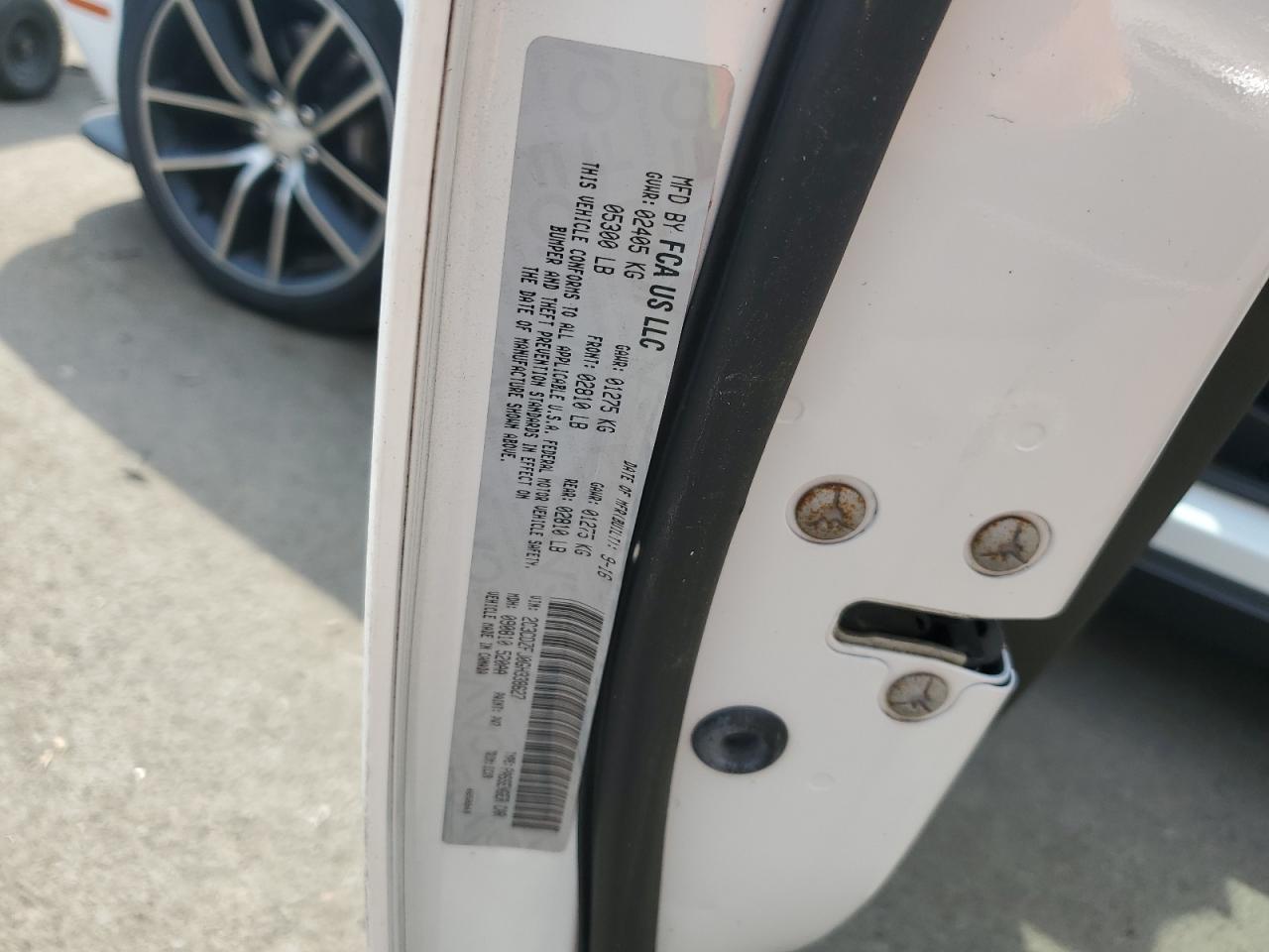 2016 Dodge Challenger R/T Scat Pack VIN: 2C3CDZFJ0GH338627 Lot: 63824744