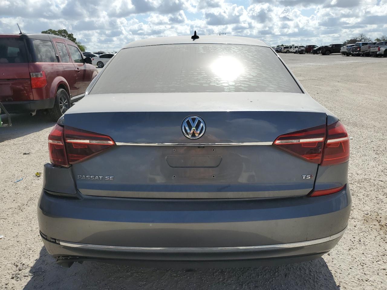 1VWBT7A39HC072954 2017 Volkswagen Passat Se