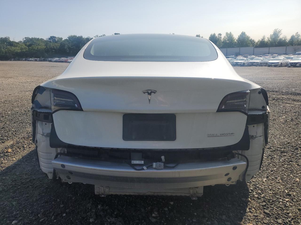 5YJ3E1EB0KF437726 2019 Tesla Model 3