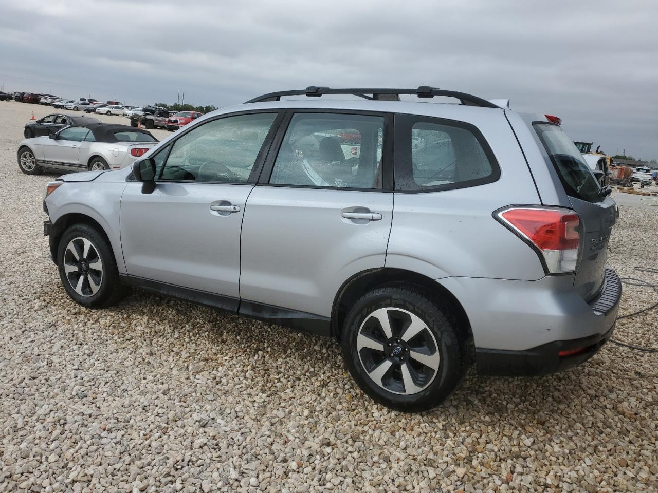 JF2SJABC2HH594883 2017 Subaru Forester 2.5I