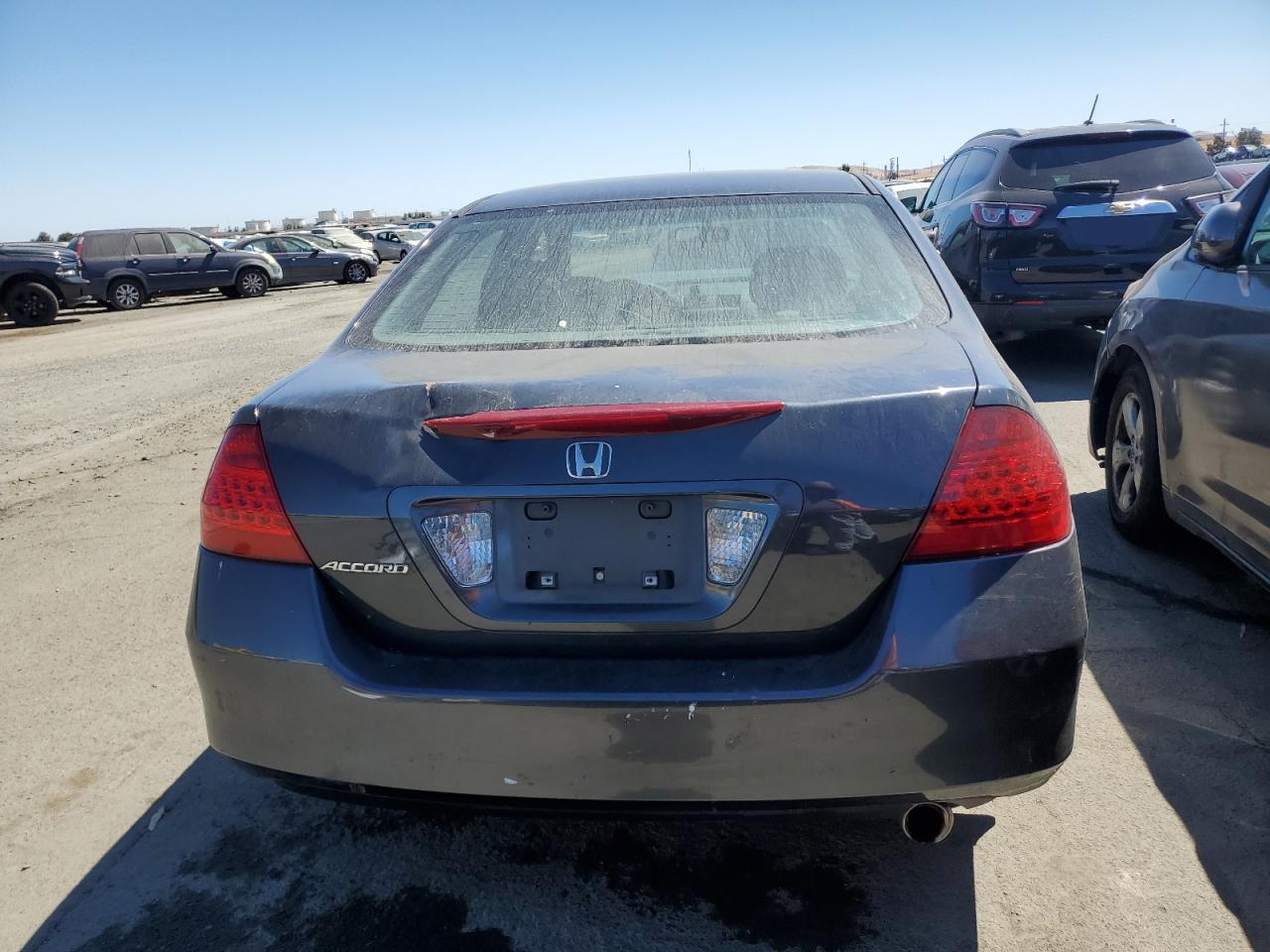 1HGCM56396A052229 2006 Honda Accord Se