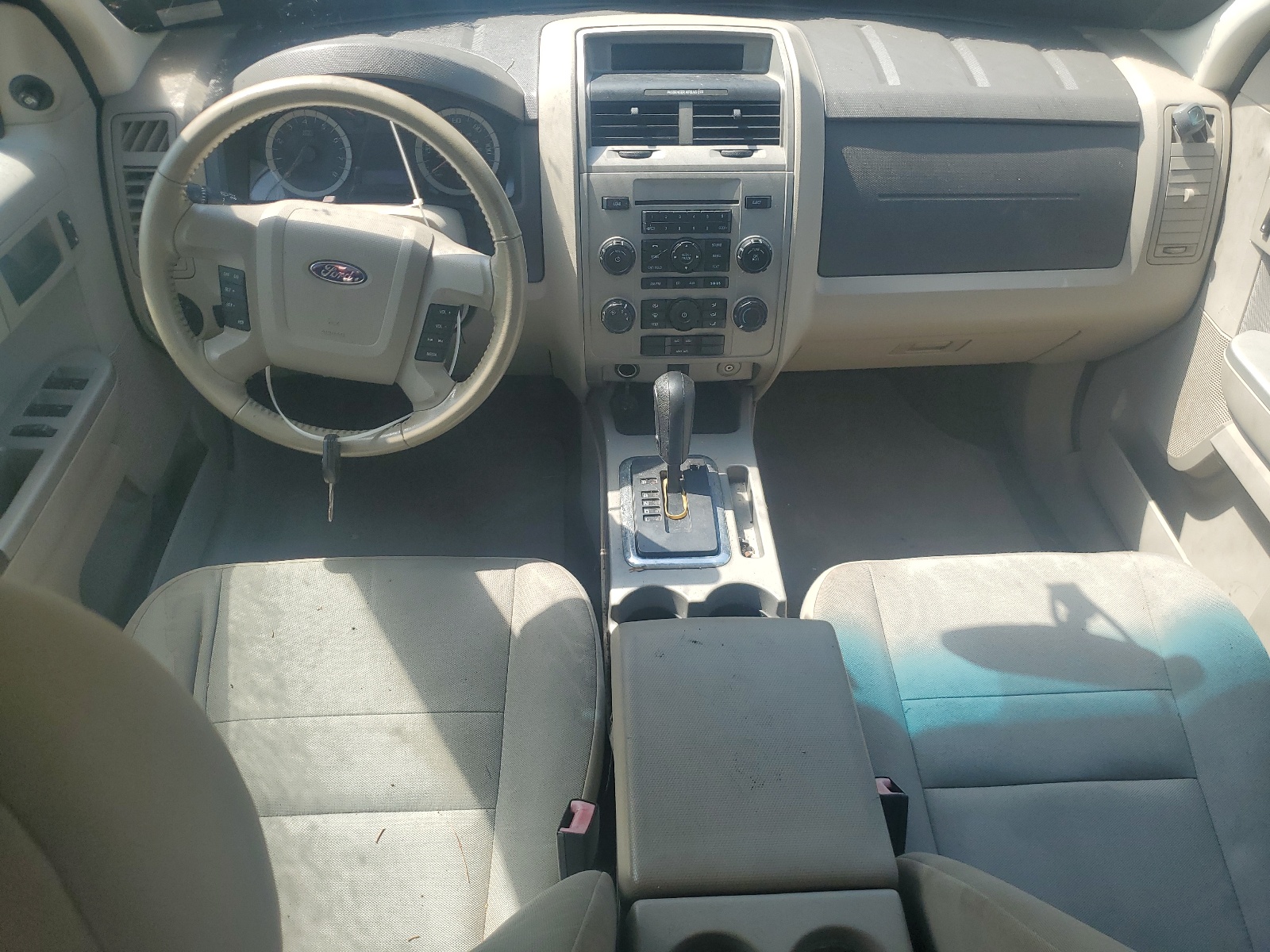 1FMCU9D76BKB28582 2011 Ford Escape Xlt