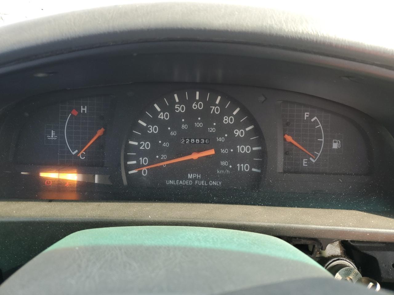 1997 Toyota Tacoma VIN: 4TANL42N4VZ302208 Lot: 63474954