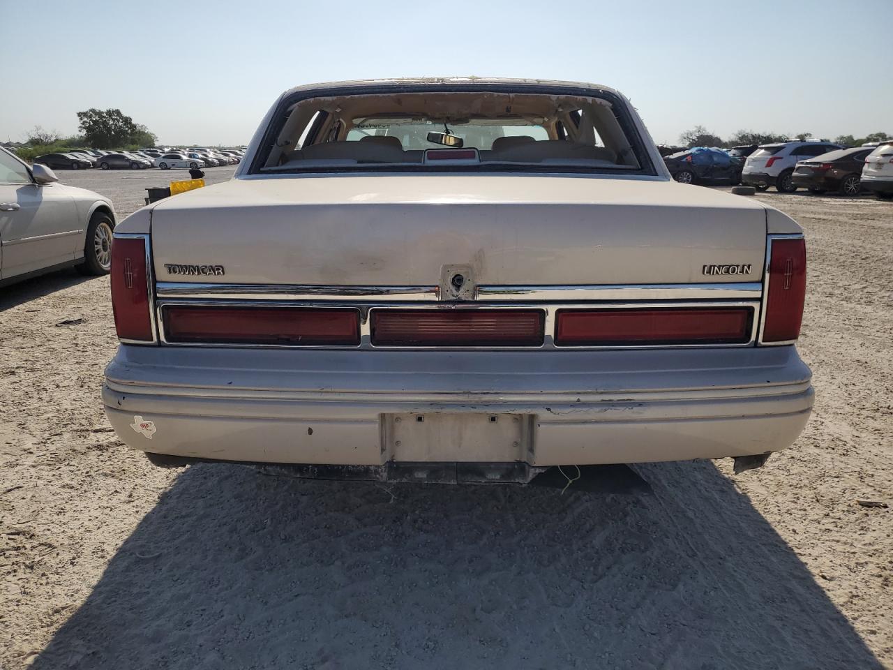 1997 Lincoln Town Car Cartier VIN: 1LNLM83W6VY604186 Lot: 64817674