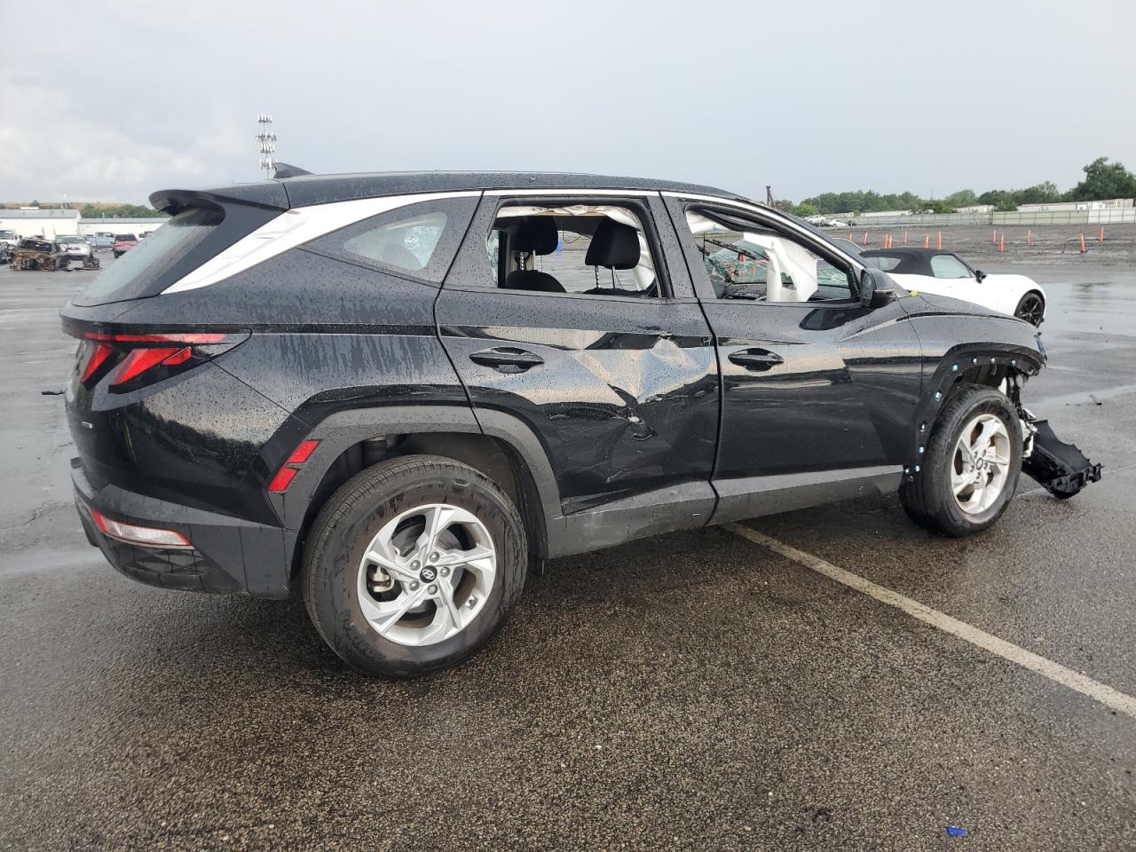 2022 Hyundai Tucson - Image 3