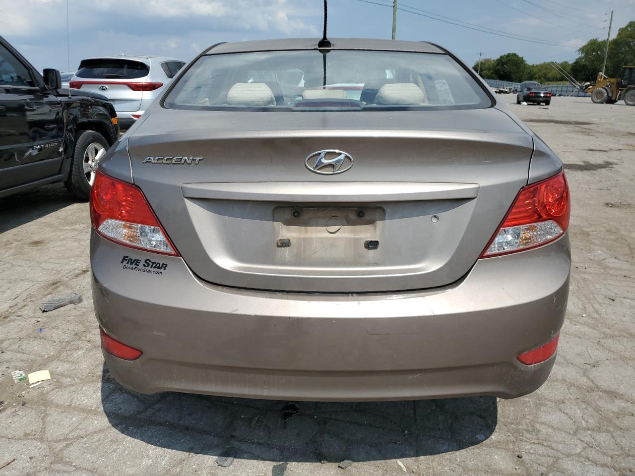 KMHCU4AE7EU738618 2014 Hyundai Accent Gls