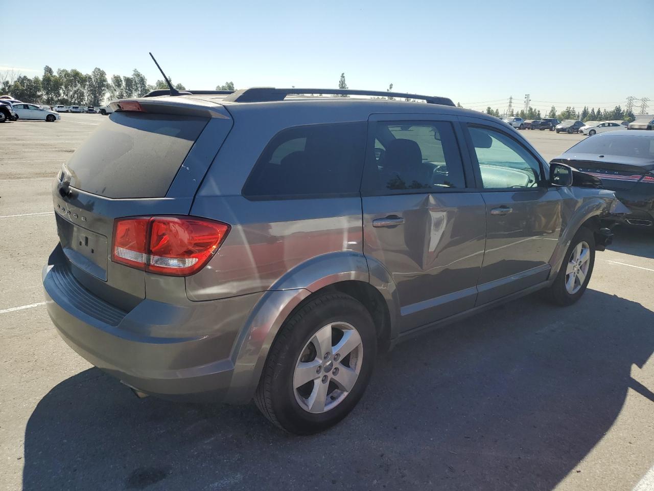 2013 Dodge Journey - Image 3