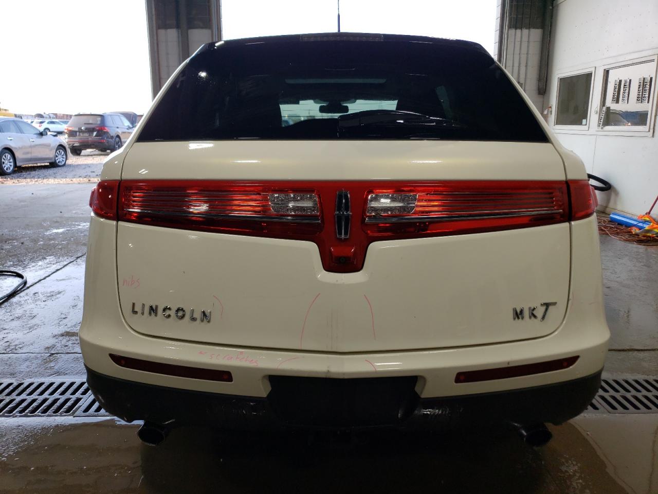 2LMHJ5AT9EBL51386 2014 Lincoln Mkt