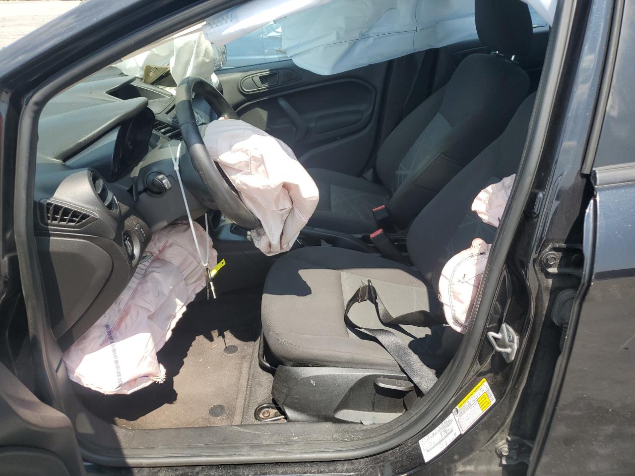 2015 Ford Fiesta S VIN: 3FADP4AJ9FM120404 Lot: 68621394