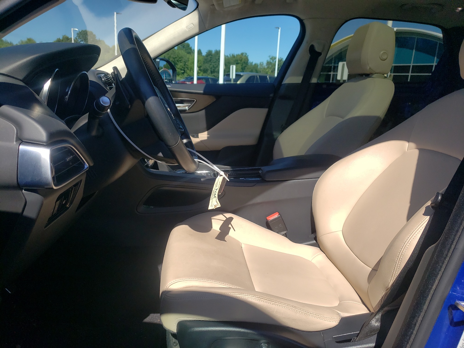 SADCJ2FX9KA610040 2019 Jaguar F-Pace Premium