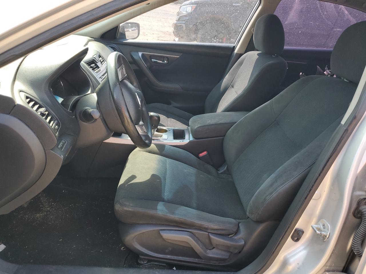 2015 Nissan Altima - Image 7