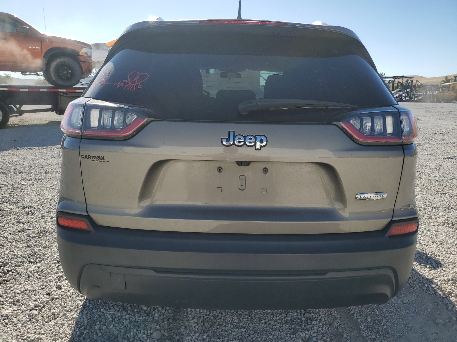 1C4PJLCB7KD264595 2019 Jeep Cherokee Latitude