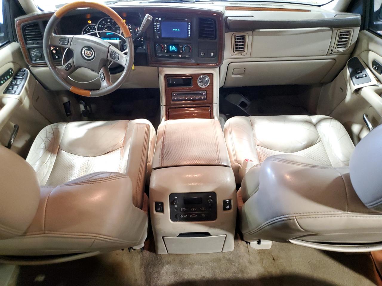 2004 Cadillac Escalade Luxury VIN: 1GYEK63N94R200929 Lot: 65848724