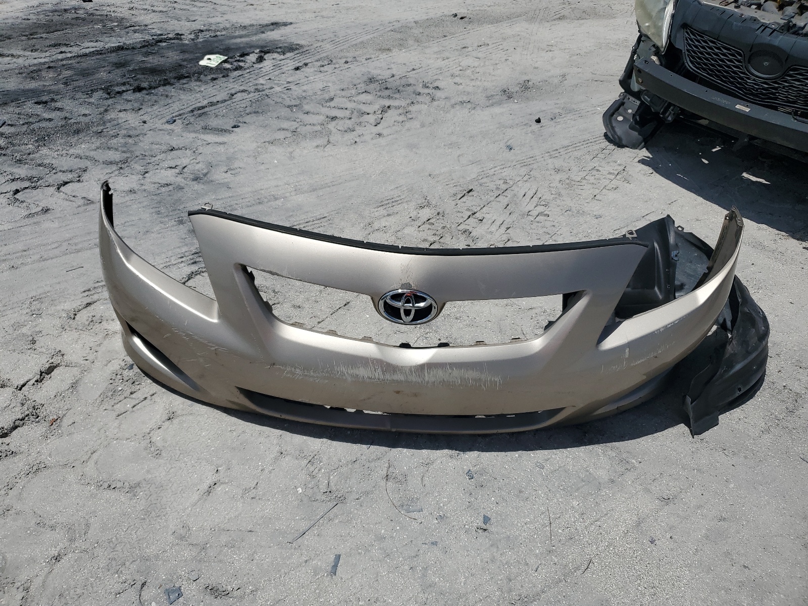 1NXBU4EE7AZ232979 2010 Toyota Corolla Base