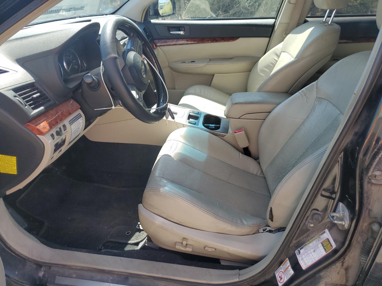 2011 Subaru Outback - Image 7