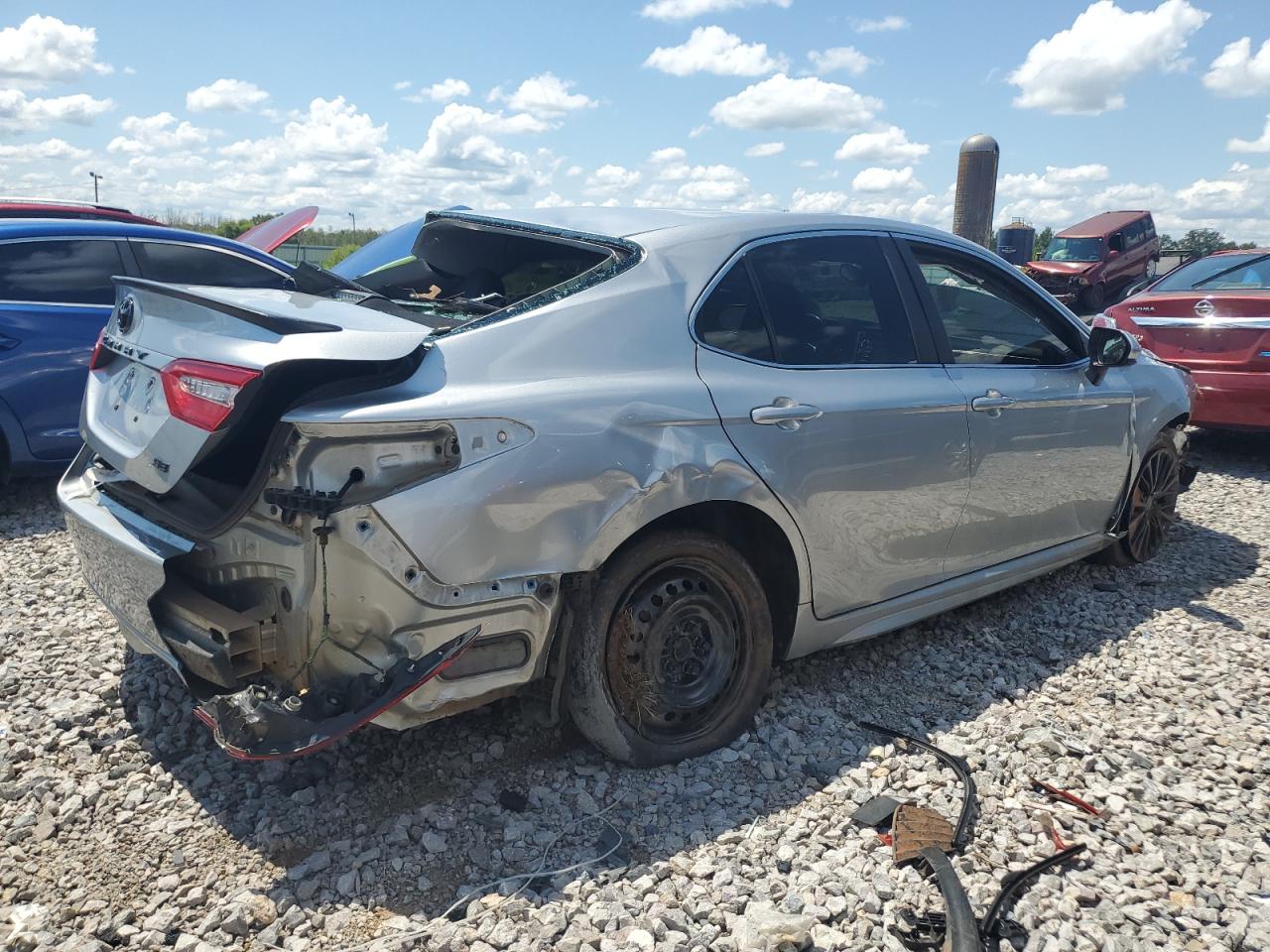 2018 Toyota Camry - Image 3