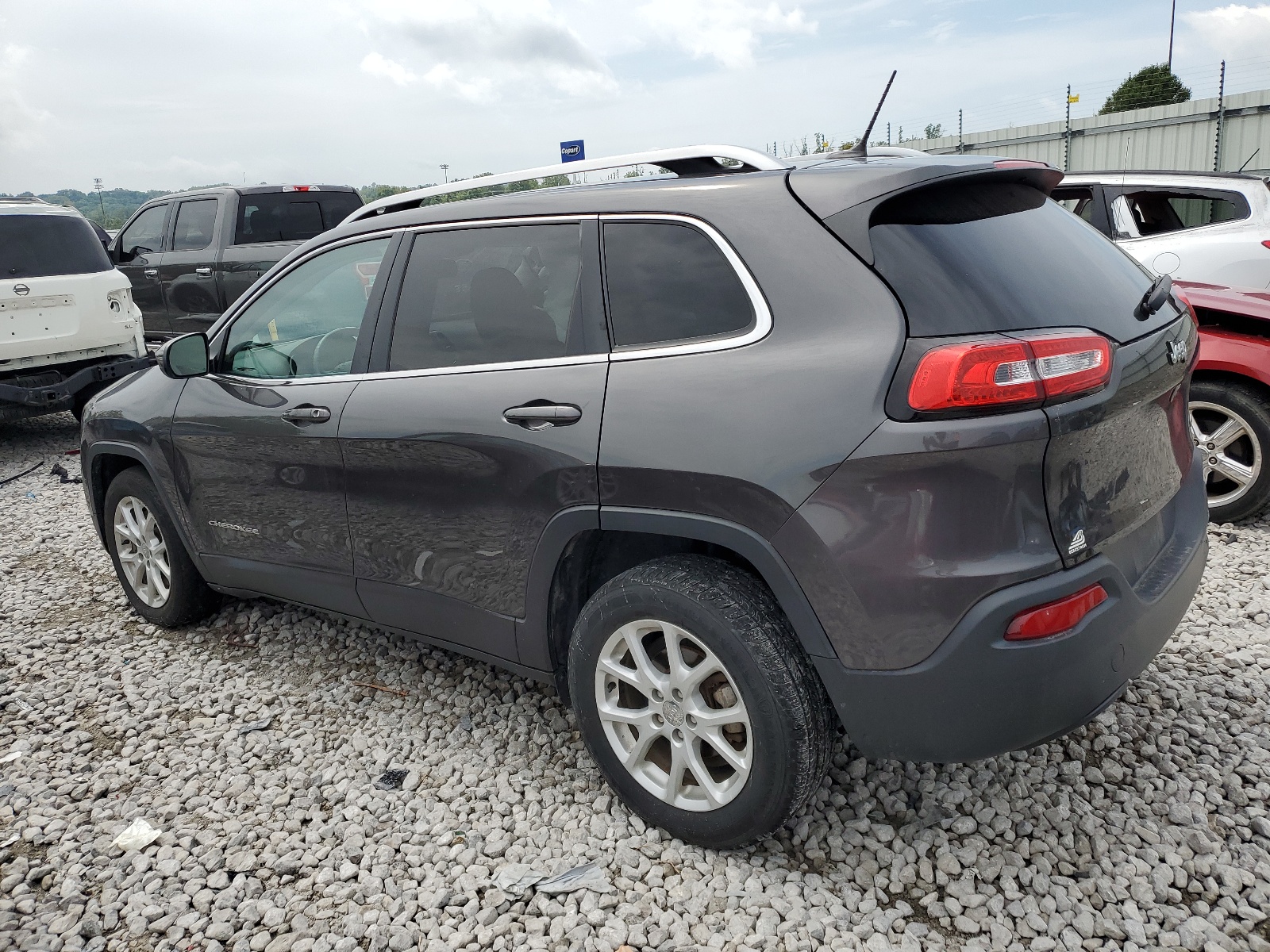 1C4PJLCB2HW641119 2017 Jeep Cherokee Latitude 1C4PJLCB2HW641119 2017 Jeep Cherokee Latitude