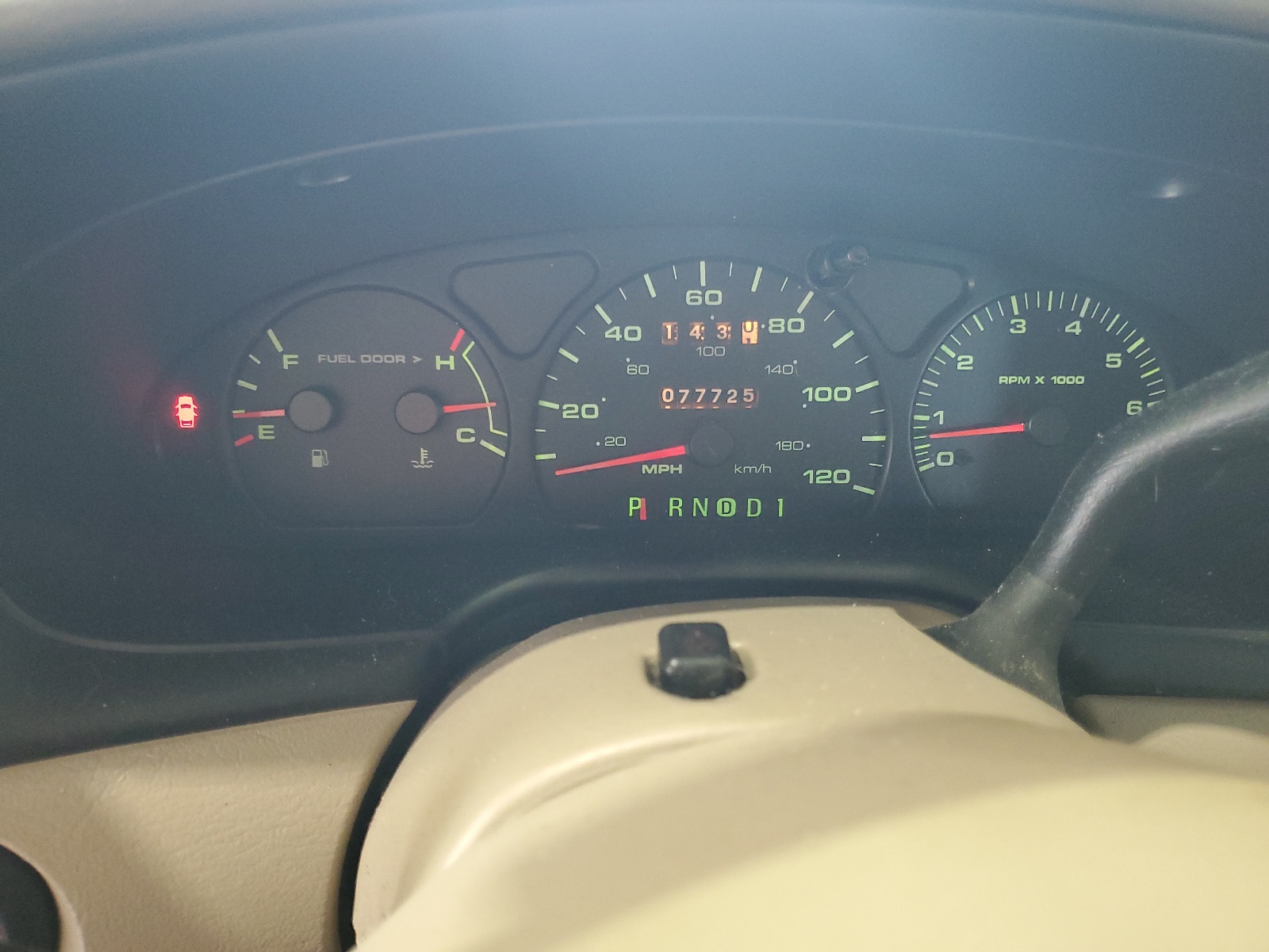 1FAFP5326YG205363 2000 Ford Taurus Se