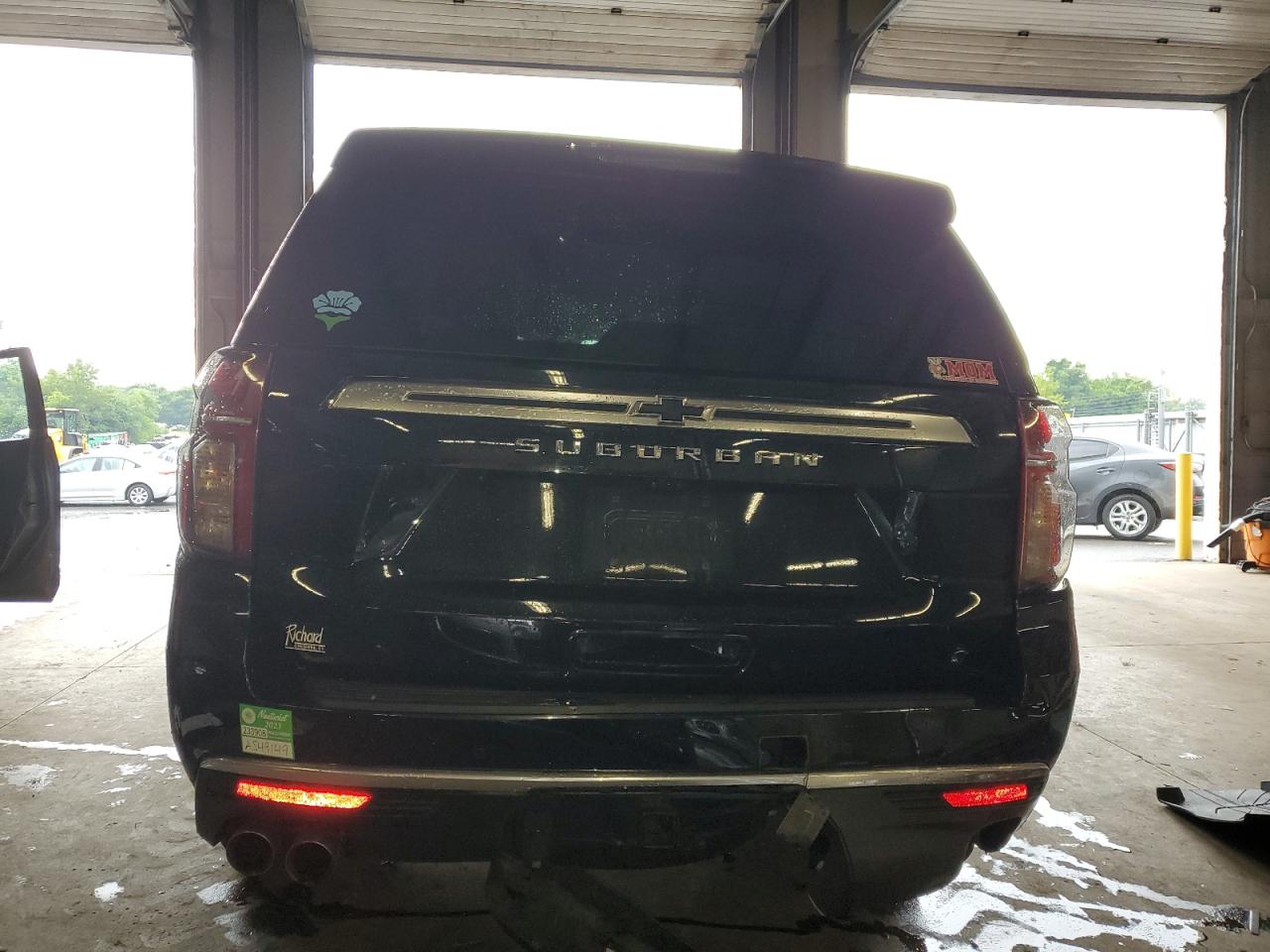 2022 Chevrolet Suburban - Image 6