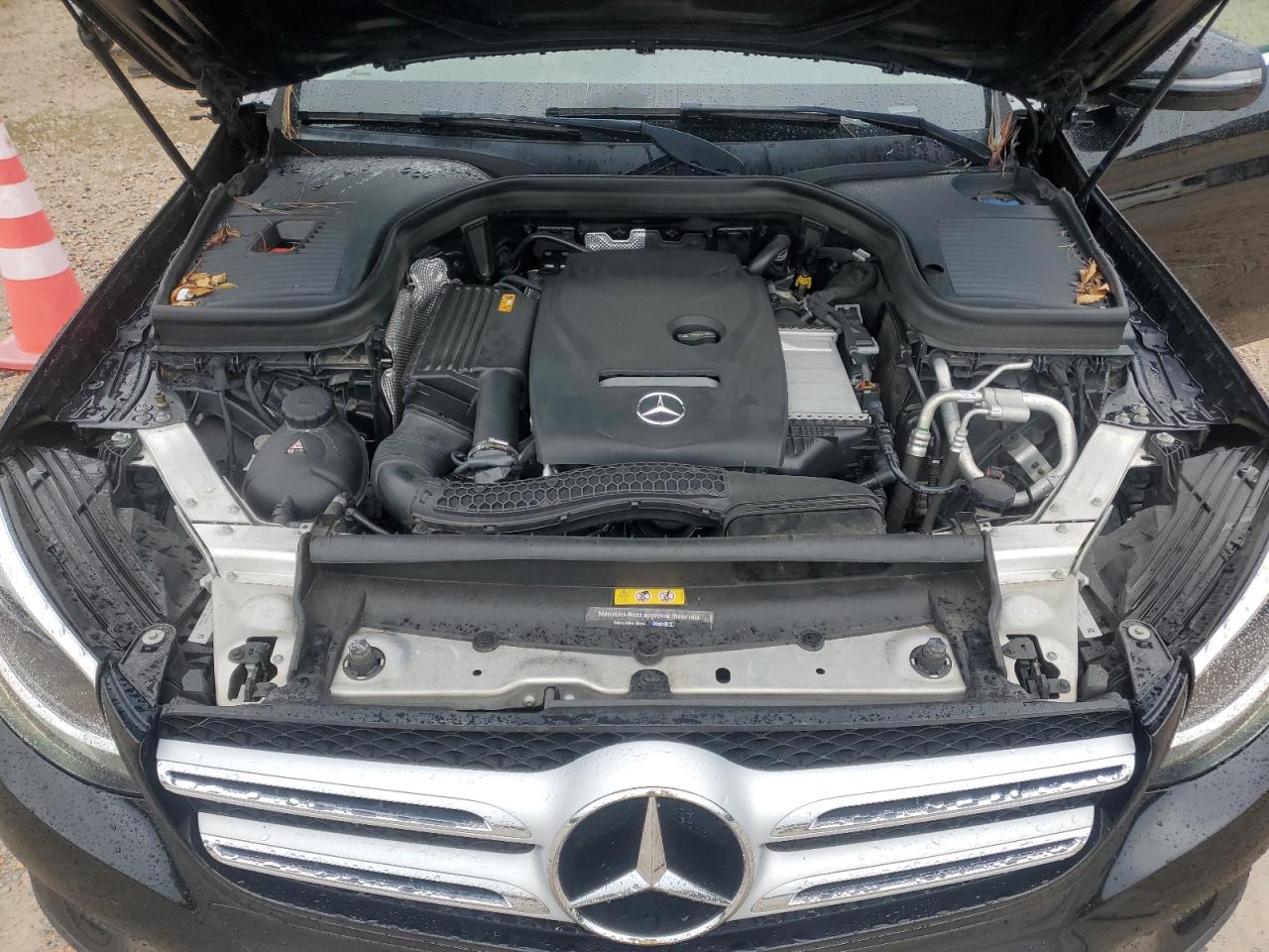 WDC0G4JB1KV133109 2019 Mercedes-Benz Glc 300