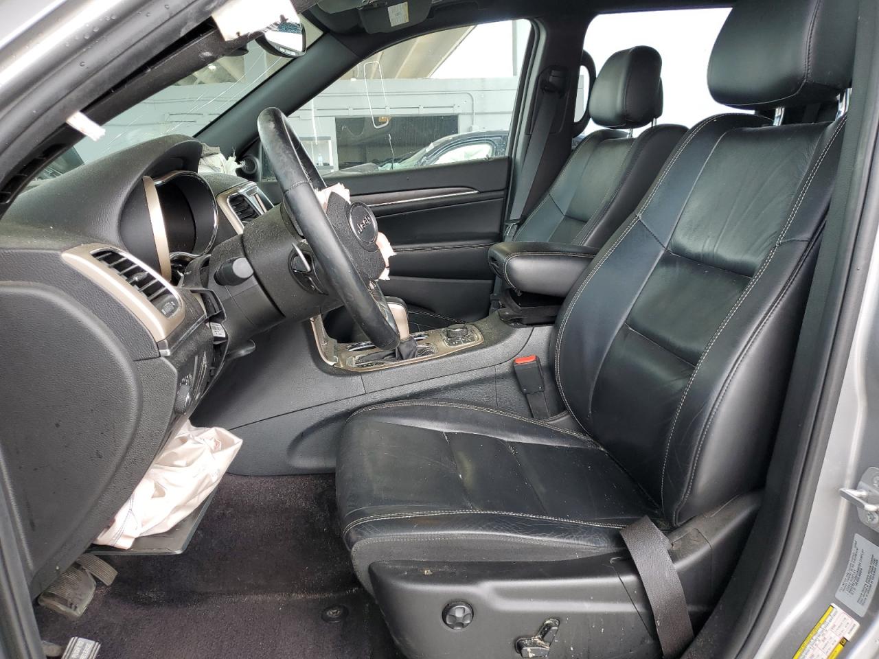 2017 Jeep Grand Cherokee - Image 7