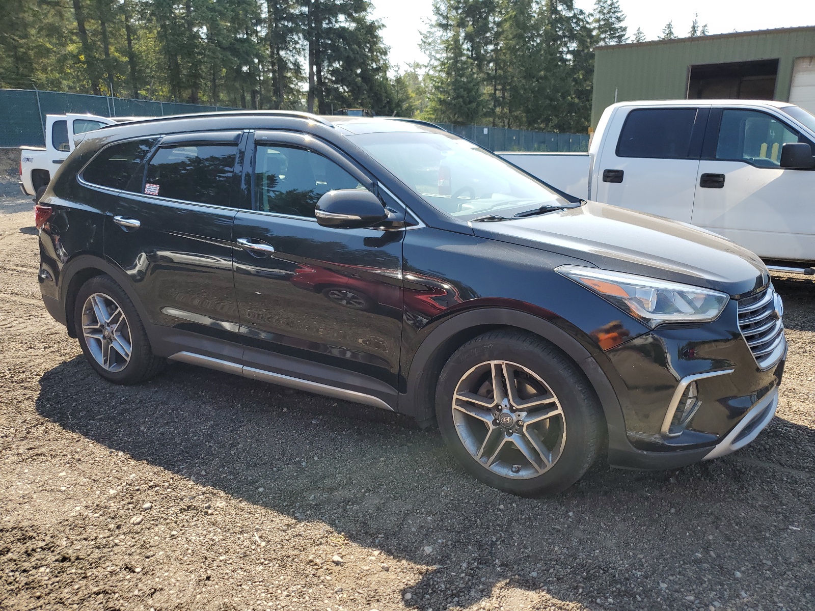 2018 Hyundai Santa Fe Se Ultimate vin: KM8SRDHF7JU258035