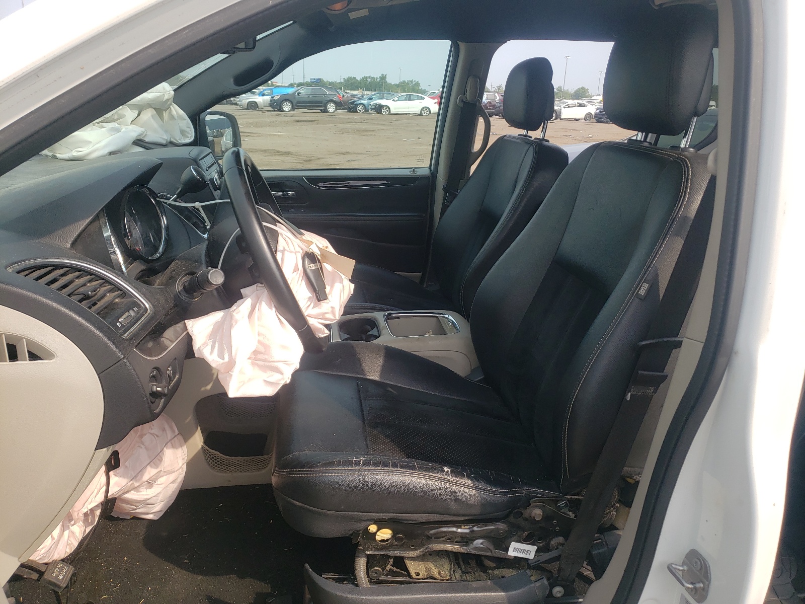 2C4RDGCG1HR573911 2017 Dodge Grand Caravan Sxt