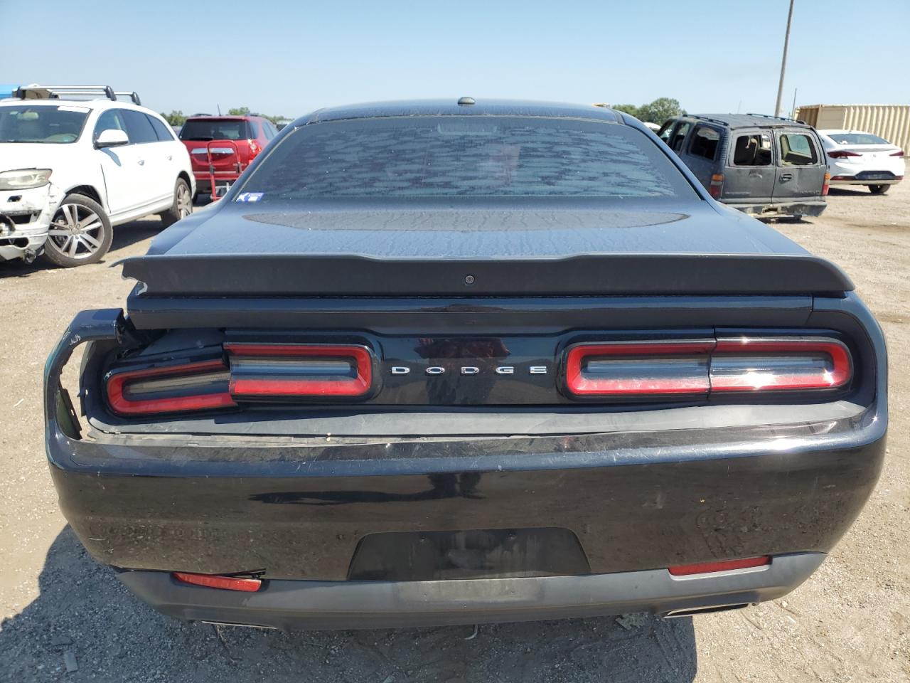 2018 Dodge Challenger Sxt VIN: 2C3CDZAG1JH311441 Lot: 65976564